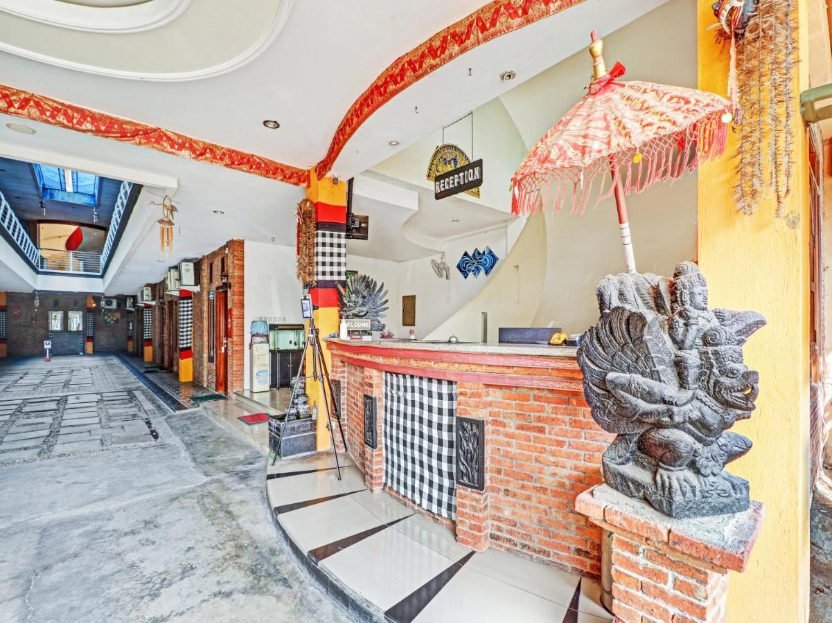 Oyo 90408 Hotel Horton Сиребон Екстериор снимка